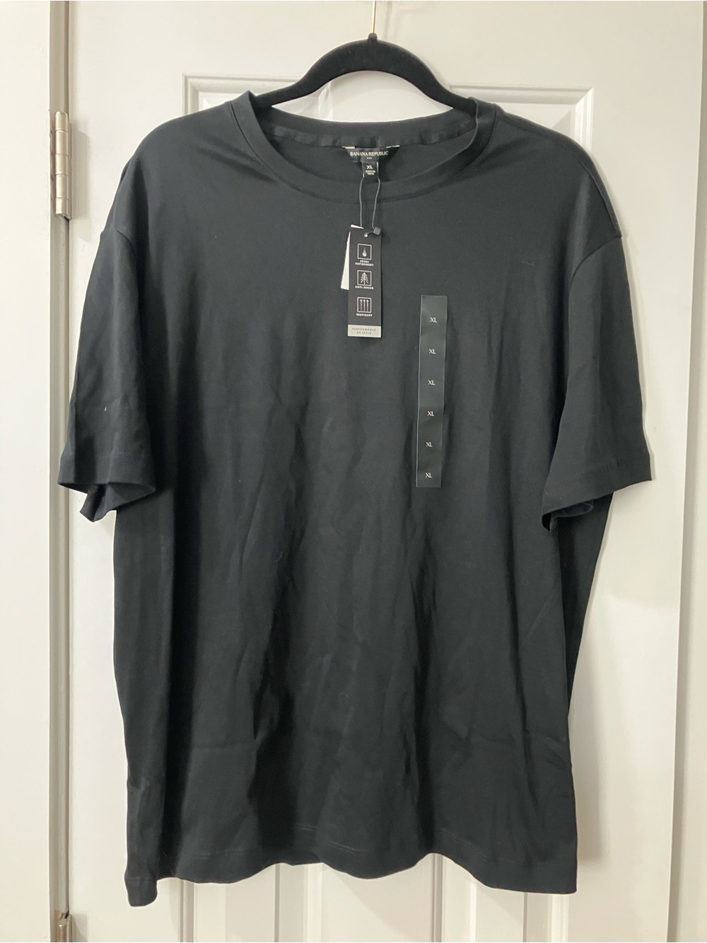 Banana Republic Men's Black Short Sleeve Crew Tee